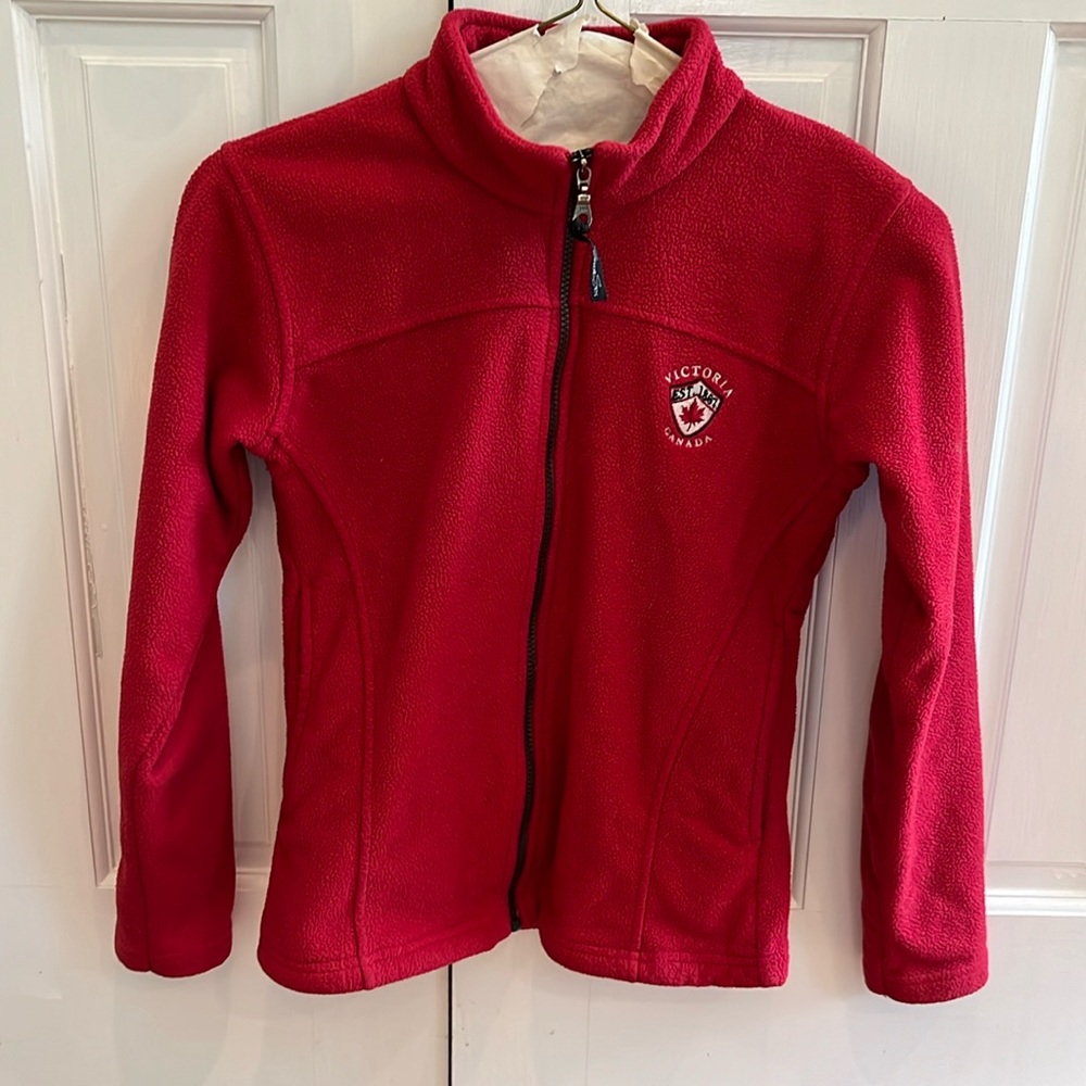 Victoria Canada Fleece Jacket Size Small